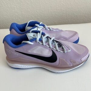 Nike Women’s Air Zoom Vapor Pro HC Tennis Shoes - Size 8